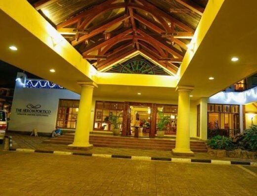 The Heron Hotel showing the hotel entrance