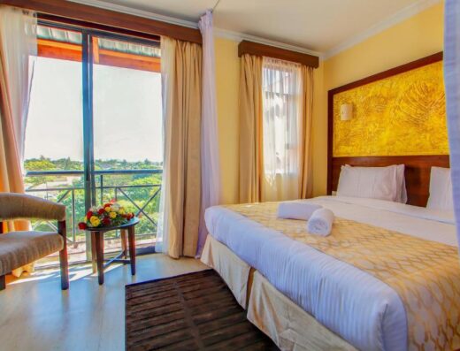 An image showing a room at Vittoria Suites Hotel