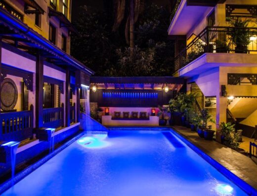 The King Post poolside